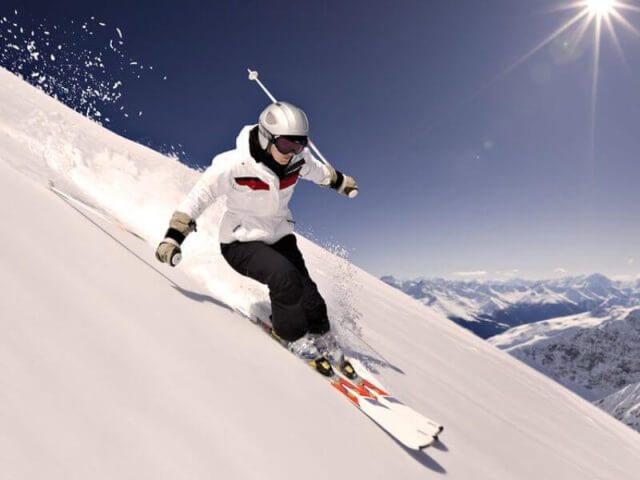 Приглашаем желающих заниматься лыжным спортом на занятия